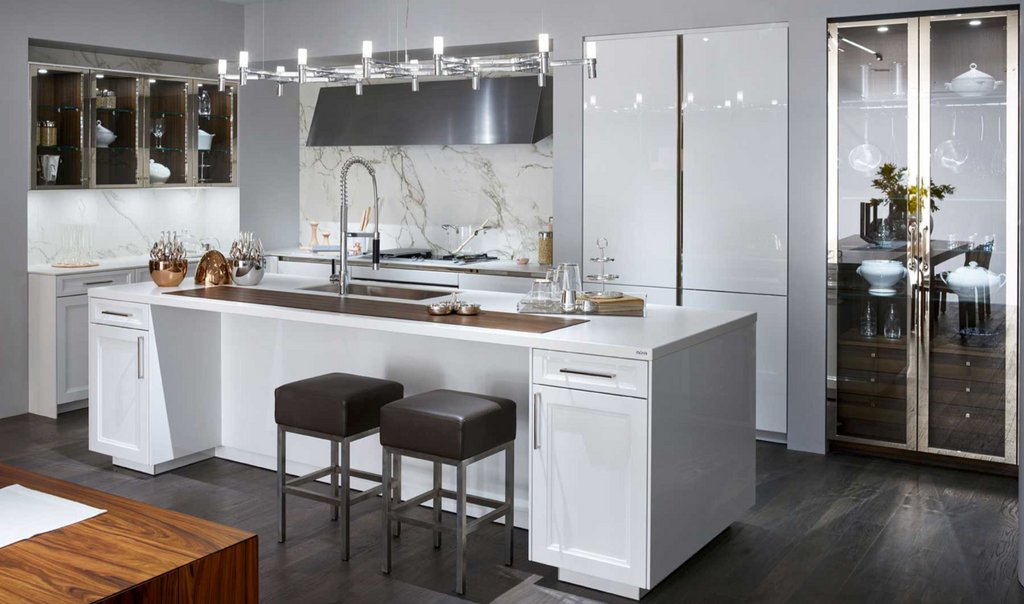 Siematic Uk On Twitter Traditional Charm Free Standing Cabinets And A Cooking Center To Catch The Eye The Comfortable Atmosphere Of This Kitchen Design Is A More Relaxed Room Concept Https T Co Qt69d3luxr
