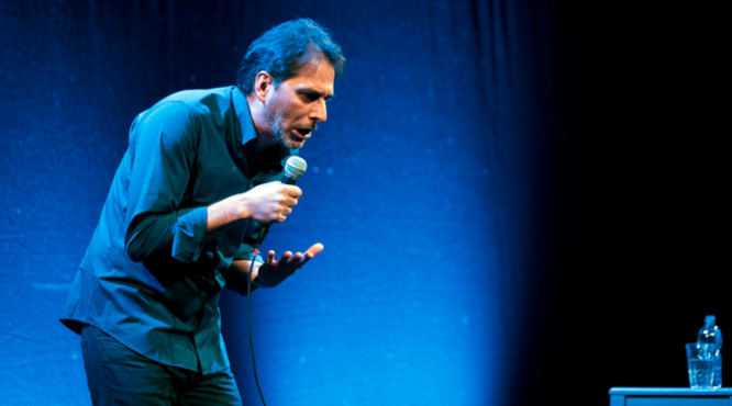 Satira volutamente scorretta, comicità anglosassone e tantissime risate sono gli elementi del nuovo esilarante monologo di Filippo Giardina. Non perderti "Formiche" al teatro Brancaccio il 10 marzo alle 21 > Vai con 2 biglietti ridotti:➡️bit.ly/Filippo-Giardi…⬅️#StandUpComedy