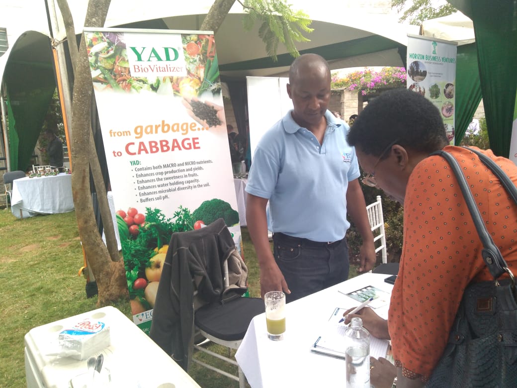 EdkamauEdwin's tweet photo. Visit by Ms Anne Karemera from #Rwanda to see our 24hr #composting plant coincided with the visit by HE #ambassador @EuMordue at the @E4IAccelerator which also afforded her opportunity to #network with other businesses. An honour to have her travel to 🇰🇪 from 🇷🇼 to see our plant https://t.co/uUkC1Cuijt