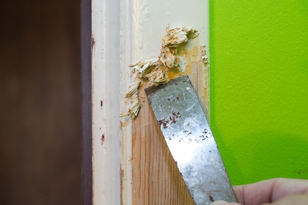 How to Effectively Remove Old Paint in Your House feedproxy.google.com/~r/KnockOffDec…