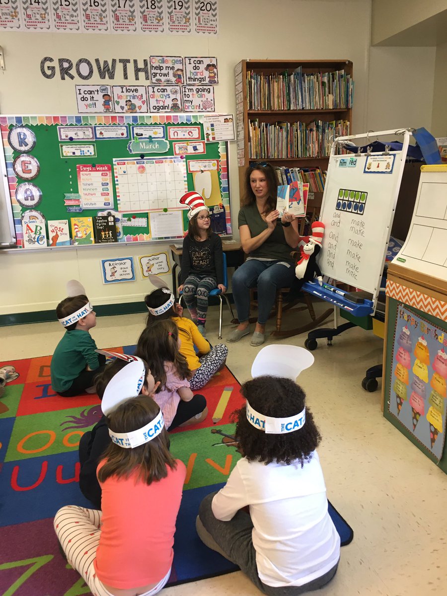 teachashifflett's tweet photo. Thank you @gegee241 for being a special guest reader today for #ReadAcrossAmerica day. We loved having you celebrate with us! @JBWatkinsES #MinerMoments @gegee241 https://t.co/C1yRcirP00