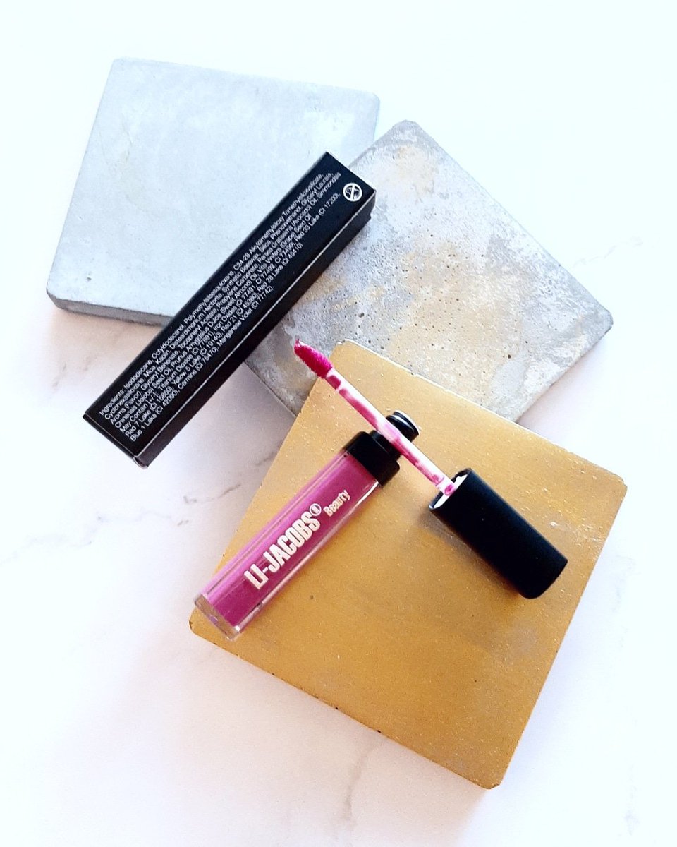 We love this new vegan, cruelty-free and mineral-infused liquid lipstick. Many colors to choose from! 
Made in Canada. 
li-jacobs.com 

#LiJacobs #makeupartist
#makeuplover #lipgloss #lipstickaddict #veganlipstick #beautybloggers #beautyinfluence #mondaythoughts