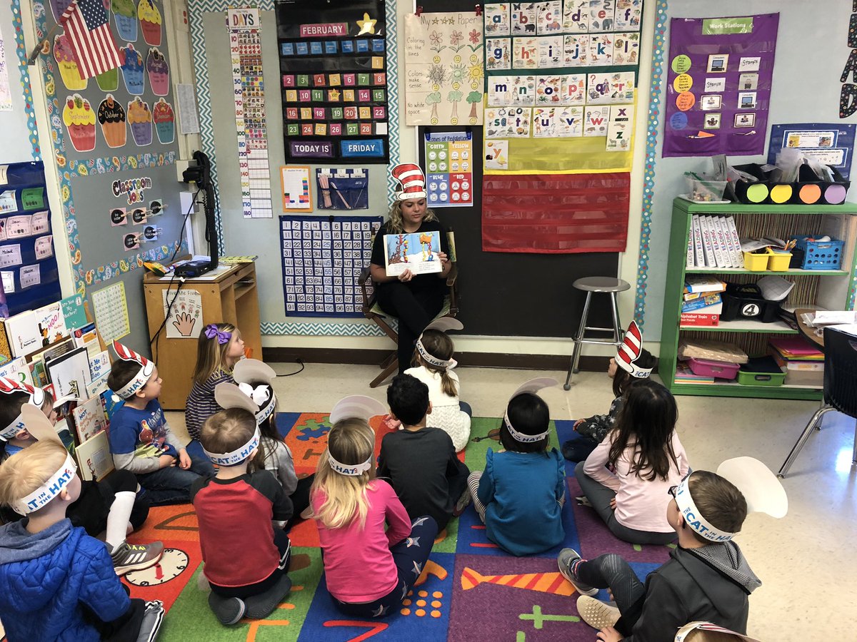 teachheatherp's tweet photo. Dr Seuss reader Keely Roberts! Thanks for reading on your spring break!
#oneccps  #jbwatkins #gowood @Longwood_Cheer  @LongwoodLancers https://t.co/bA6rnJOIwf