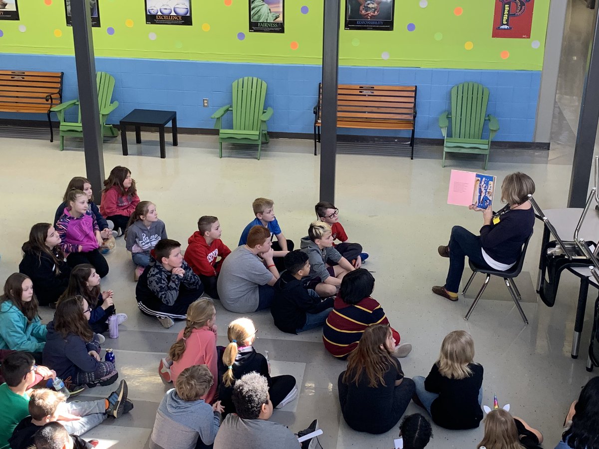 groftteach's tweet photo. Students loved hearing from our guest reader, Mrs. Hause. She read Horray for Diffendoofer Day by #drseuss @CVIS17350 #ReadAcrossAmericaWeek https://t.co/mPqwwbMRfx