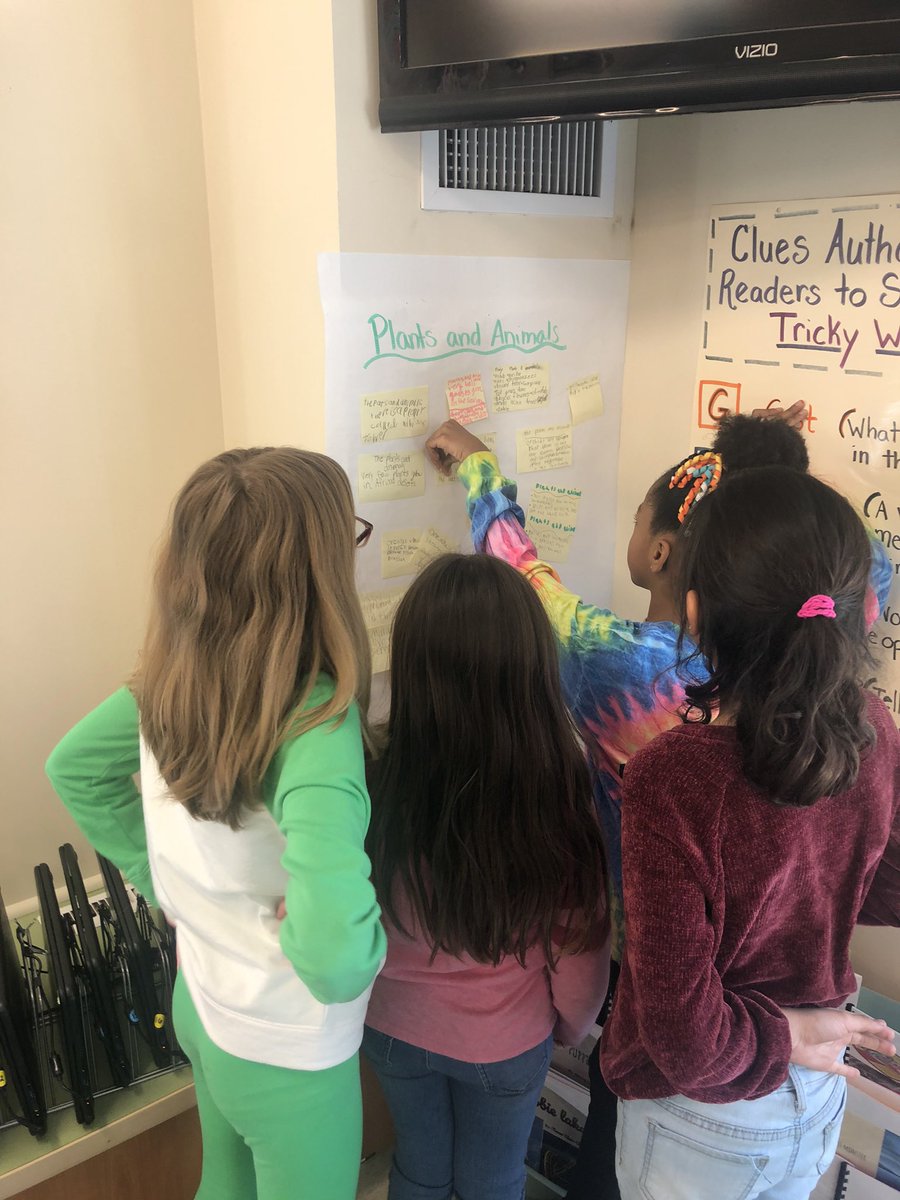 grade3smarties's tweet photo. We did an engaging note taking activity to organize the information we learned while researching about Africa. Ask us to tell you some of the facts we learned. https://t.co/9OsT1j5CWo