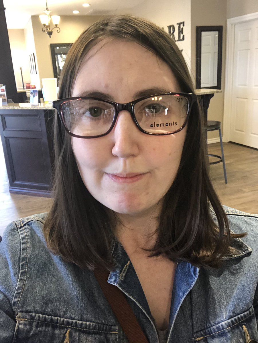 jmacfan1's tweet photo. When you’re picking out new glasses and you’re so blind that you can’t see if the frames look good unless you’re right on the mirror so you take selfies instead😂 #SituationHandled https://t.co/qY4vbLLP8L