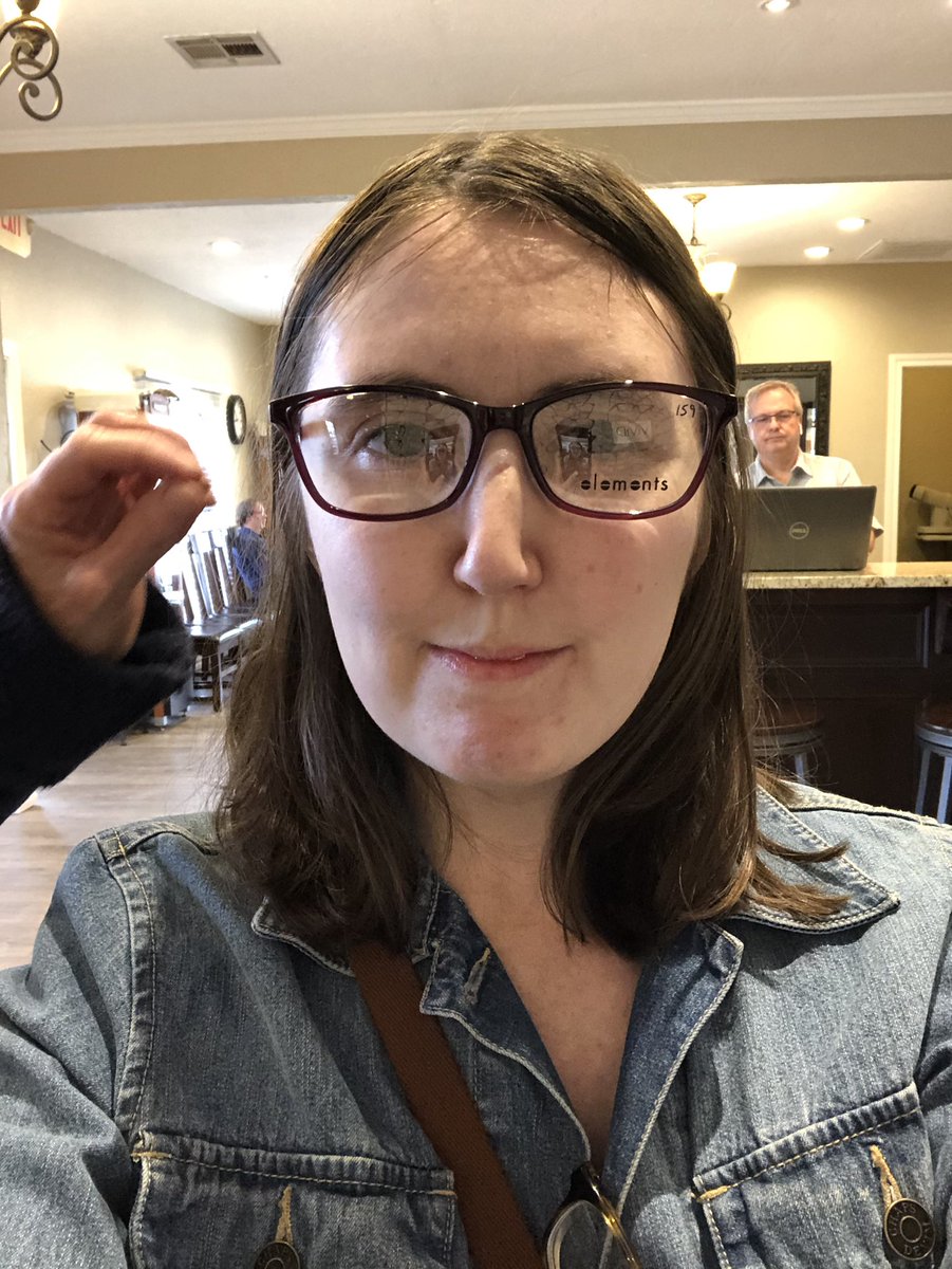 jmacfan1's tweet photo. When you’re picking out new glasses and you’re so blind that you can’t see if the frames look good unless you’re right on the mirror so you take selfies instead😂 #SituationHandled https://t.co/qY4vbLLP8L
