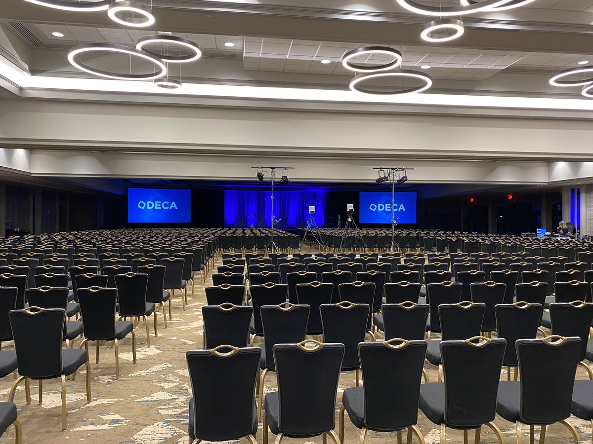 StukentCTE's tweet photo. Calm before the storm. Thanks @LRBullock416 and @BettyJMontgome1 for letting us present at KY DECA this year! #kydeca #deca #businessu https://t.co/aUuiRDal7p