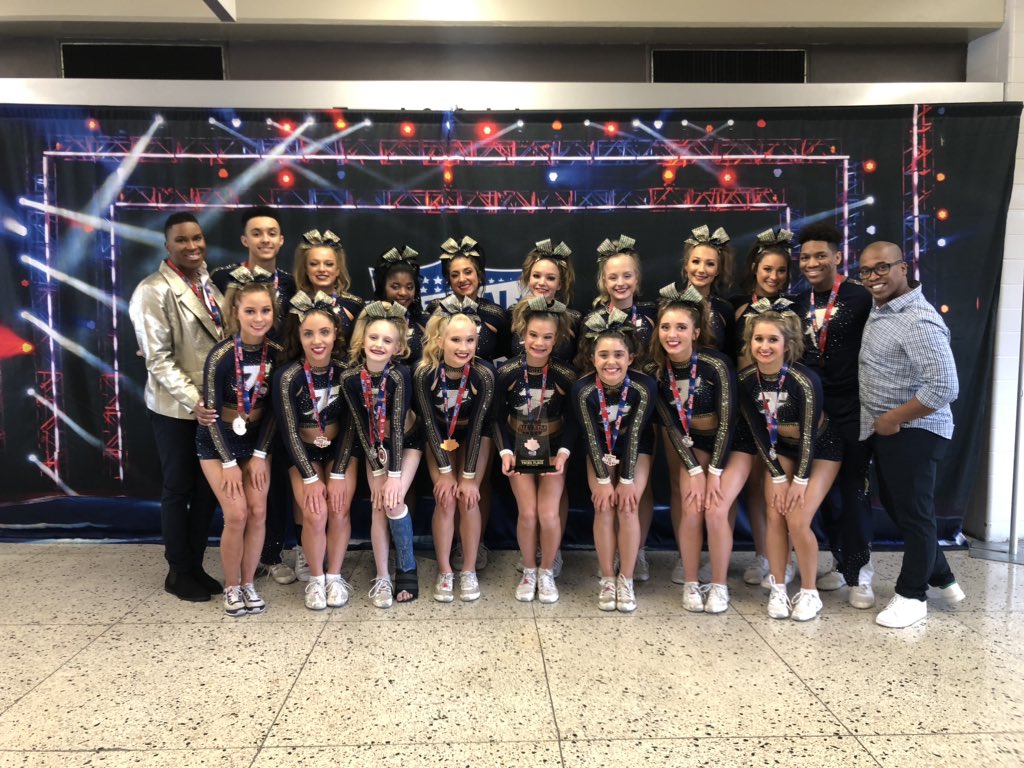 ICETHUNDER5's tweet photo. 3rd place at NCA this weekend!🥉 Making Thunder history for being in the winners circle for the first time!🤩 Next stop, GLCC! https://t.co/InGflCc09k