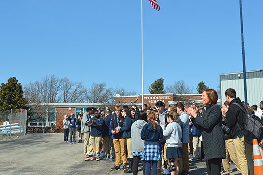 WoodlyndeSchool's tweet photo. Today, Woodlynde School students and colleagues attended our #toppingoffceremony in which the beam that everyone signed was installed on top of the structure that will become our new student commons. #toppingoutceremony #campusconstruction 🛠 @WSCumby https://t.co/C4WoRqja2M