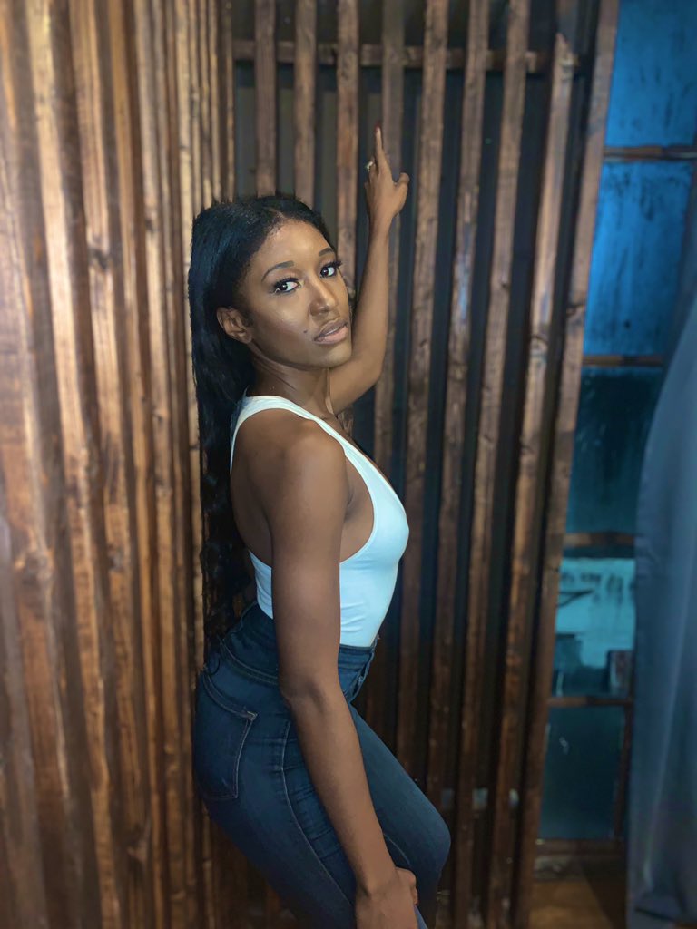 JaniceWaul_'s tweet photo. Know the face #JaniceTheModel โจ https://t.co/mmATwtrTx2