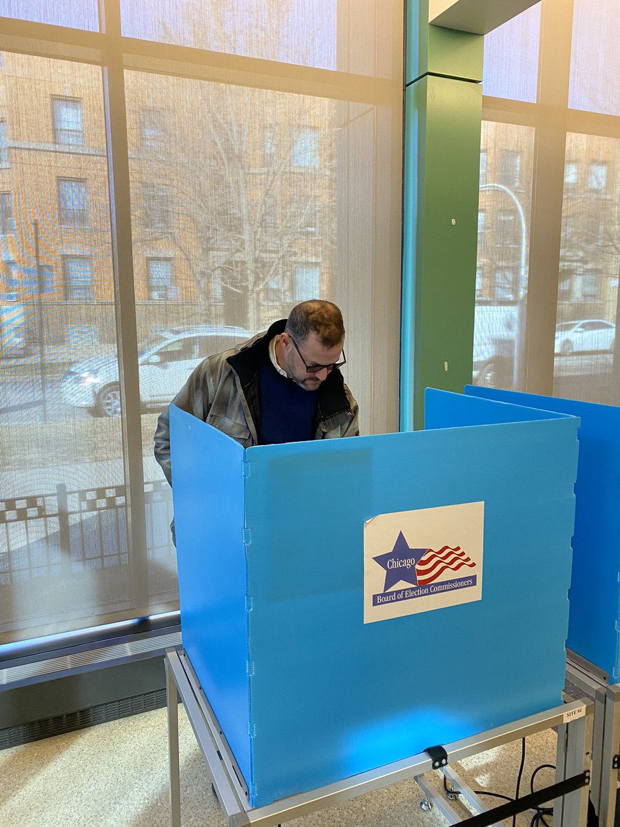 yonipizer's tweet photo. This morning, I early voted alongside supporters and @SaraFeigenholtz. It was such a moving and humbling experience to be able to vote for myself and progressive Democrats up and down the ticket. This election is important—we need to make sure we have... https://t.co/wD6CFRMUZu