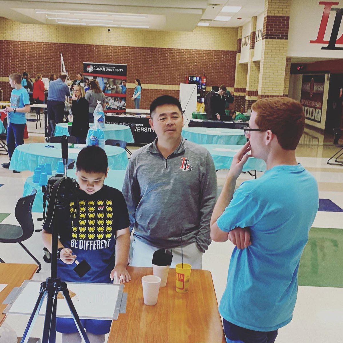 RayCoopTeacher's tweet photo. A big heartfelt thank you to my #CoopsCave students volunteers who gave up their Saturday to work with kids interested in Animation and Digital Media at the #STEMFEST2020 https://t.co/aGbR6sWuHz