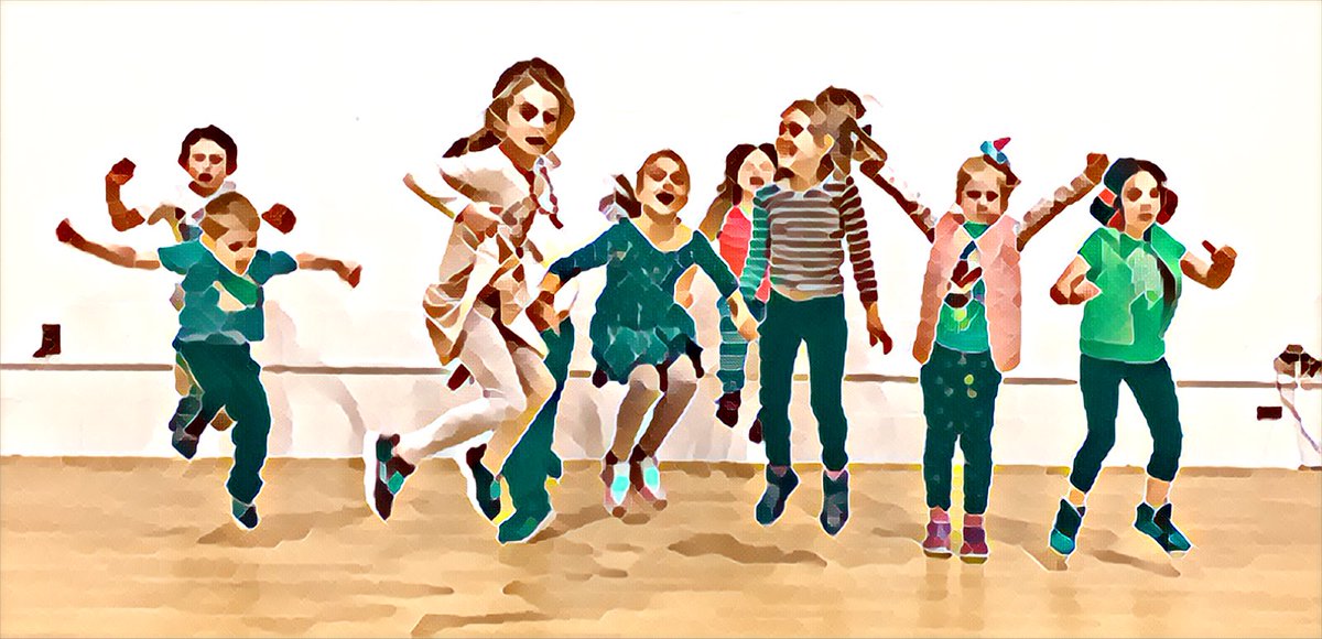 dguyyo's tweet photo. Grade 1 dancing hard #arps2019 https://t.co/5DDjN9HWcR