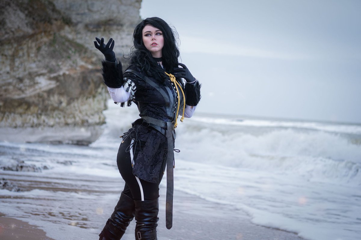 first yennefer picture from my shoot yesterday 🥰