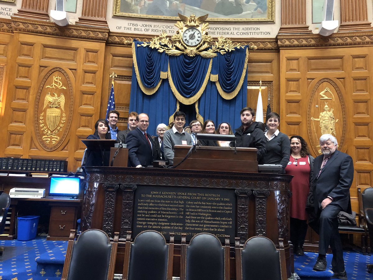 CapeCodComCol's tweet photo. Thank you to our students who came to Advocacy Day to raise their voices on behalf of all their #MAcommunitycollege colleagues, and thank you to our legislators that heard them out. It’s time to #InvestInCommunityColleges. @MassCCs @MassDHE https://t.co/K8TcAlNsuk