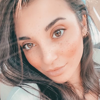 sophialk2's tweet photo. #NewProfilePic https://t.co/zxaD0XyOjG
