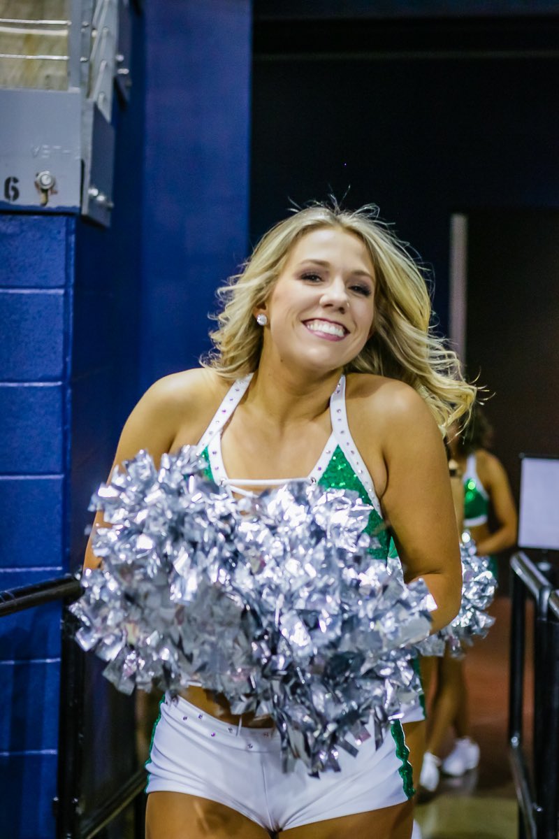 dsd_haley's tweet photo. Happiness is game day 💚 https://t.co/HABSLIzt9e