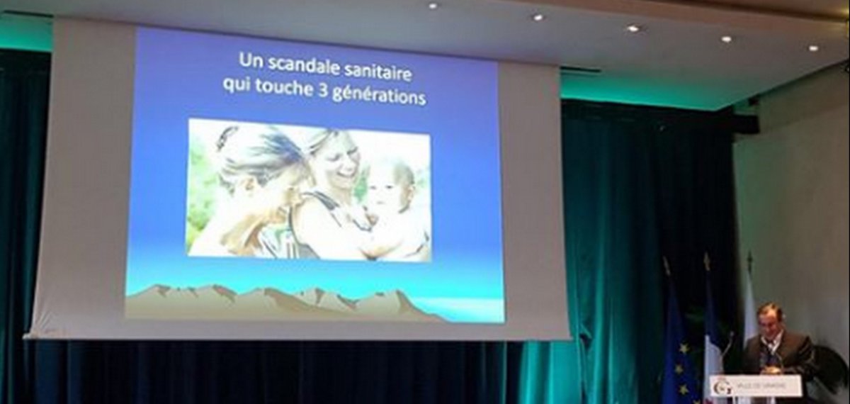 assoReseauDES's tweet photo. 26ème Journées du Cercle Grassois de Gynécologie-Obstétrique #CGGO #CH_Grasse #environnement #santé @villedegrasse
Tifenn, secrétaire de @assoReseauDES témoigne de son expo in utéro au Distilbène et de ses conséquences. https://t.co/xYlwZcqmHS