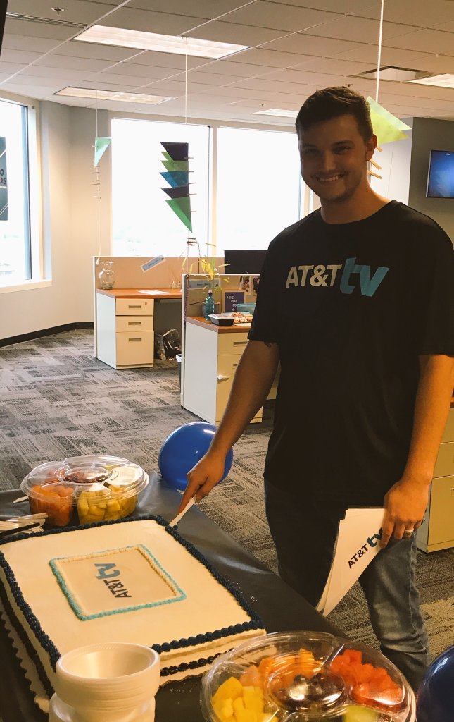 Nash6Allstars's tweet photo. #lifeatatt #ATTTV #NationalLaunchDay #MakingSales #SalesSellsSales @Nashville4D @TYershin2020 @KSSchub @4jbar @DSPROUD @Saporico https://t.co/CWhSGF3PSB