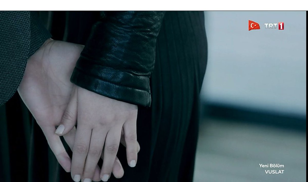 neskadfanss's tweet image. AzFer 😭💔 #kadirdogulu #AzFer #devrimozkan