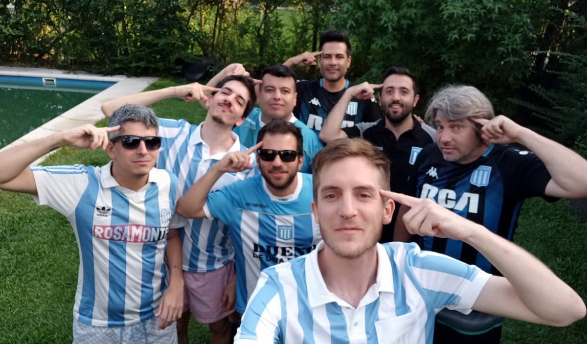 ruizlisandro's tweet photo. Feliz cumple #LichaLopez de parte de todo #UGDC #Racing https://t.co/k3RUa5ueYt