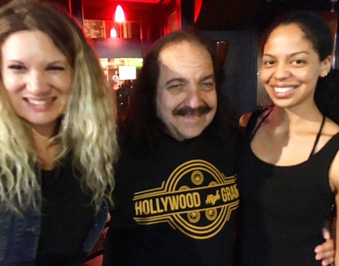 Tonight at the Secret Comedy Club @thesecretcomedy 8-10pm. 7356 Melrose LA CA 90046. No minimum. The<a class="tags" target="_blank" title="On Twitter" href="/?out=eyJ0eXAiOiJKV1QiLCJhbGciOiJIUzUxMiJ9.eyJpYXQiOjE3MTk3MDI5MjgsImlzcyI6InR3cG9ybnN0YXJzLmNvbSIsIm5iZiI6MTcxOTcwMjkyOCwiZXhwIjoxNzUxMjM4OTI4LCJyZWRpcmVjdF91cmwiOiJodHRwczovL3R3aXR0ZXIuY29tL3RoZXNlY3JldGNvbWVkeSJ9.-Vh7I68kpPTizZMNP7lnbAdwnMTVKFr6yYgSx9i02tUklssEsyEFBKNU5BWR0fP-bI1DWXxztzg_-xo8xqpwxQ">@thesecretcomedy</a><a href="/tag/hollywoodhighgrade"class="tags"><span>#hollywoodhighgrade</span></a>