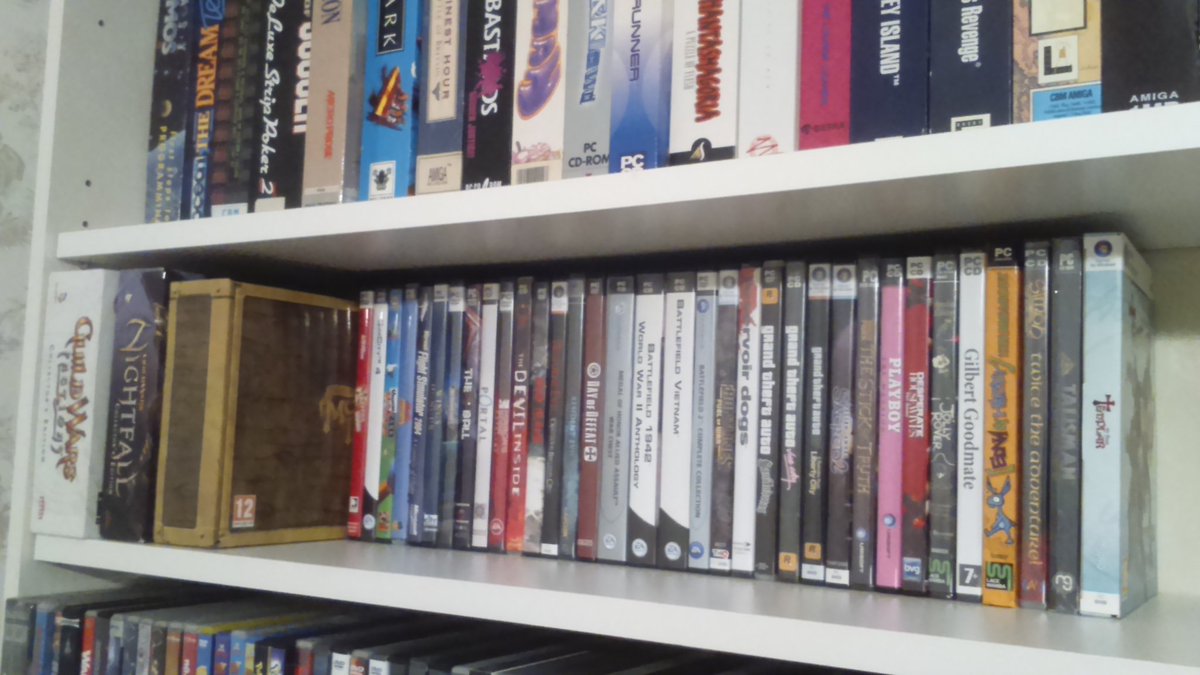 SwedishGamester's tweet photo. The work on my #gameroom continues! I decided to also #DoubleStack my #computergames to make more room for my #SpecialEditions. And now with that being done I'm getting on with sorting my collection of @svenskapcgamer #ComputerMagazines by year, month and issue. https://t.co/lSXAby3SNK