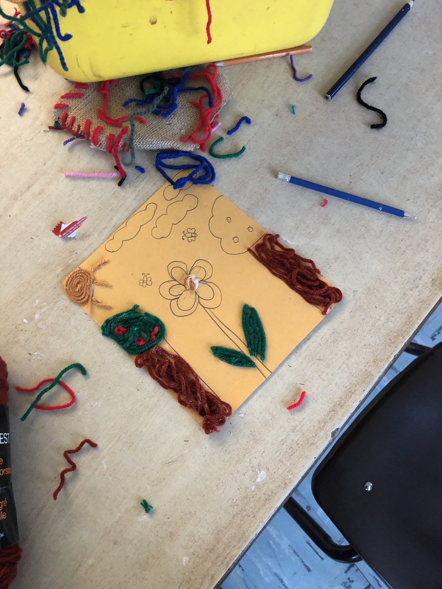 SuperOgden's tweet photo. Room 11 is creating beautiful yarn art using scraps from previous projects! @TDSB_Ogden https://t.co/pjyHPiiHdr