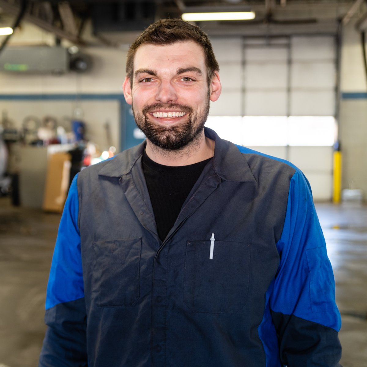 Ricks36Auto's tweet photo. A good neighbor is always the first to lend a hand. At Rick's 36, we want to be the neighbor you call at the first sign of car trouble. https://t.co/9jESWPiRu3