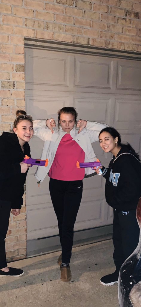 madisonsmitth's tweet photo. “she went to the y” @svassassins2020 https://t.co/iYMcReRfWc