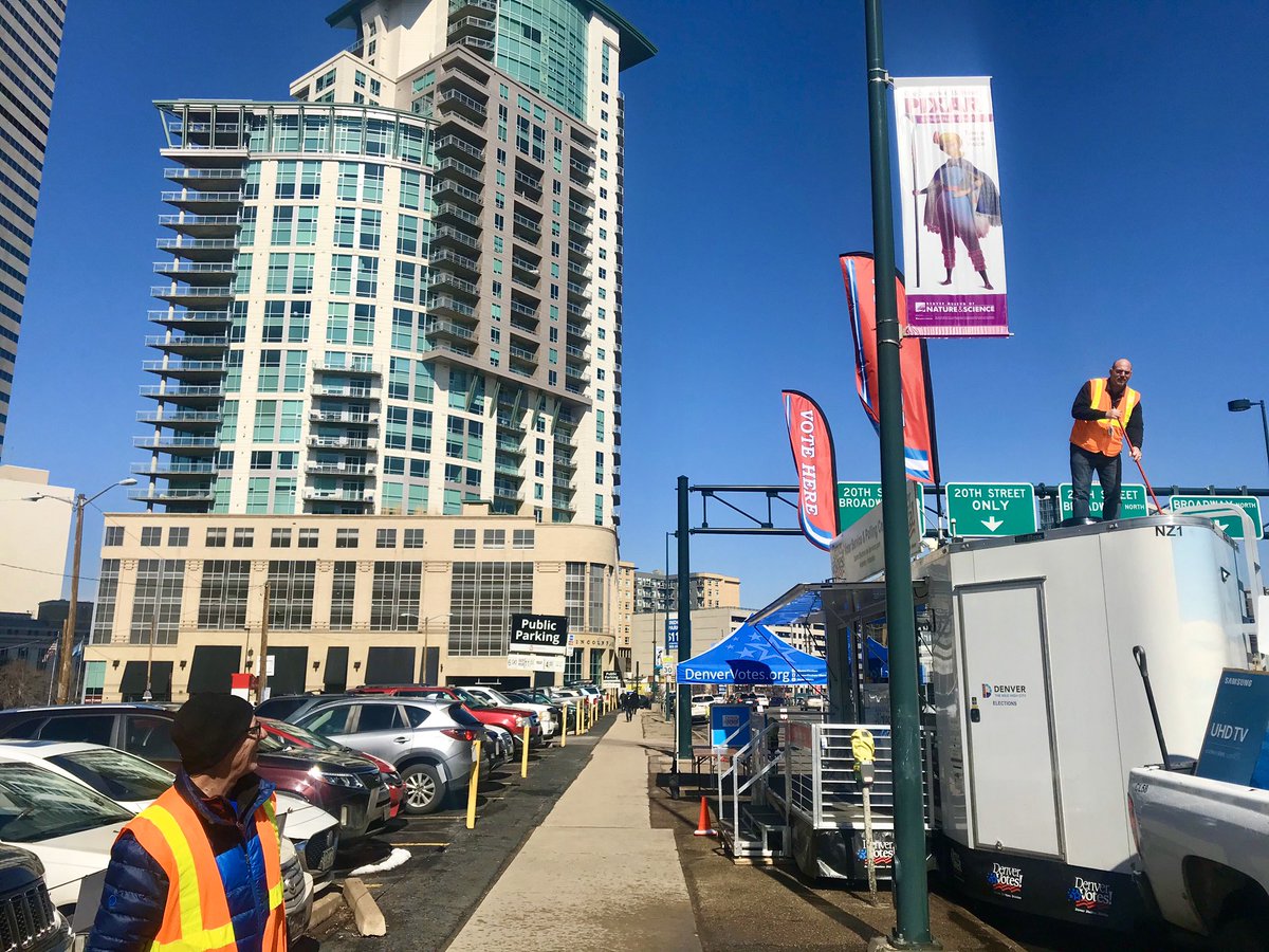 DenverElections's tweet photo. Haul-N-Votes is by the Emily Griffith campus today until 6 pm and tomorrow from 7 am to 7 pm! Cast your vote here or at any of our other Vote Centers and 24-hour drop-off boxes. https://t.co/Pb66BRAPB5 #DenverVotes https://t.co/Ogbmp62QqJ