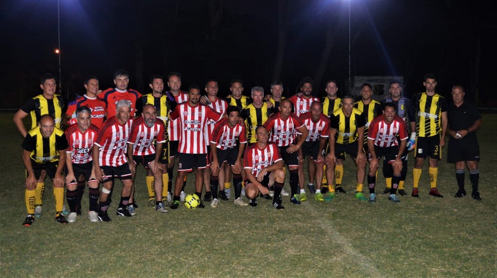 CSDUnionyFuerza's tweet photo. Por su parte, para finalizar la jornada, el plantel campeón de 2009 jugó frente al equipo senior de Estudiantes de La Plata. 

⚽️ Los goles fueron a través de Raul Montes de Oca por duplicado. https://t.co/mO2snpE7V0