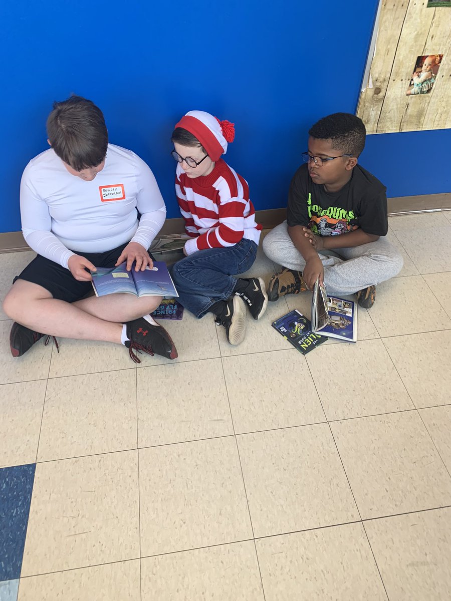 SomersKristin's tweet photo. Having a great time reading to our book buddies to celebrate Read Across America Day! @WPSCoolidge https://t.co/Gf5ocTGTzh