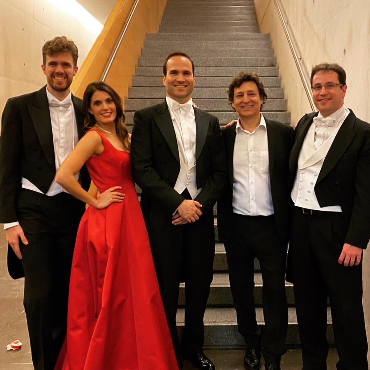 marcsalatenor's tweet photo. Concert #simfonova a l'Auditori de #Girona
Gràcies @marcelgorgori per la confiança i pel meravellós espectacle que heu creat. Va ser un plaer! Bravi @josepramonolive i @IsabellaGaudi 🌹🎵 https://t.co/BKX6f67wxU