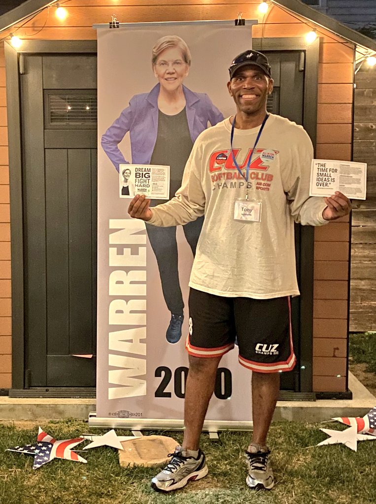 Scruggzy's tweet photo. Canvassing for #PresidentWarren in California has been AMAZING!
#EmpathicListening has transformed me (& when I share how @EWarren gets me empathically, as an american of african-ancestry, that seems to transform the people I meet)
S/O to #AmTam & @AshleyJudd
*ZOOM IN ON HANDS https://t.co/DbHaGoCao5
