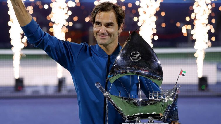 Tennis_World20's tweet photo. #حدث_تنسي_في_مثل_هذا_اليوم 

02/03/2019 :

السويسري روجر فيدرير يحقق اللقب المئوي له وذلك في بطولة دبي بفوزه في الدور النهائي على ستيفانوس تسيتسيباس بمجموعتين نظيفتين ، ليصبح ثاني لاعب في العصر الحديث يحقق هذا الإنجاز بعد الأمريكي جيمي كونورز. https://t.co/yNZrHBfPYG