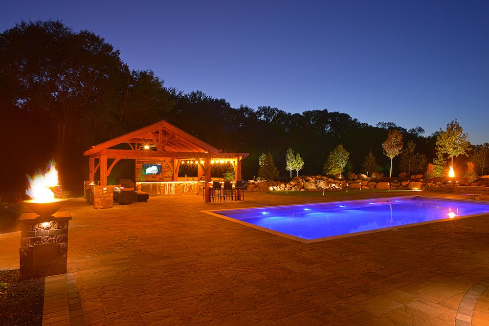 OIlandscaping's tweet image. We’re daydreaming about summer days (and nights) in the pool.
#ingroundpool #pooldesign #outdoorinnovations