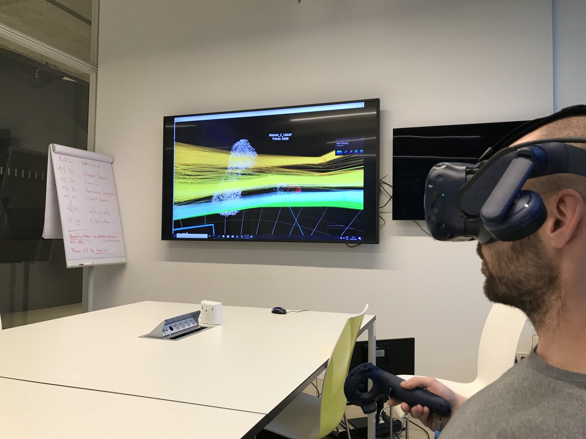 Altuna Akalin (@altunaakalin) on Twitter photo There will be a #VR based session in our computational #genomics course in #Berlin this June 🧐🤖
We will cover #machineLearning, bulk #RNAseq, and #scRNAseq analysis with using #Rstats.
supported by <a href="/BIMSB_MDC/">MDC-BIMSB</a> <a href="/EasiGenomics/">EASI-Genomics</a> <a href="/denbiOffice/">de.NBI / ELIXIR-DE</a> Apply at compgen.mdc-berlin.de There will be a #VR based session in our computational #genomics course in #Berlin this June 🧐🤖
We will cover #machineLearning, bulk #RNAseq, and #scRNAseq analysis with using #Rstats.
supported by <a href="/BIMSB_MDC/">MDC-BIMSB</a> <a href="/EasiGenomics/">EASI-Genomics</a> <a href="/denbiOffice/">de.NBI / ELIXIR-DE</a> Apply at compgen.mdc-berlin.de