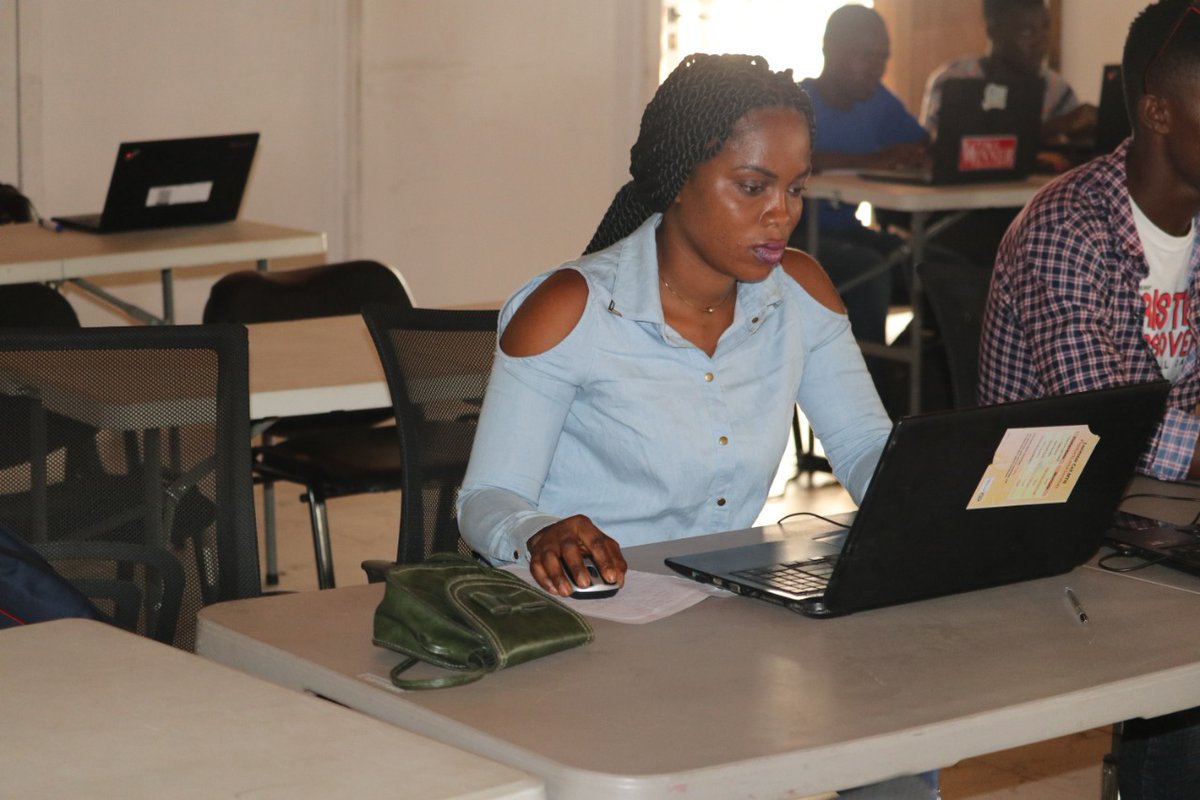 pythonliberia's tweet photo. Our first meetup for the year introducing beginners into python programming. Better days ahead. #python101 #pyliberia. Thanks to @CCEmenike for the coordination and Francis for helping lead the training. You guys rock https://t.co/TAYA600Niq