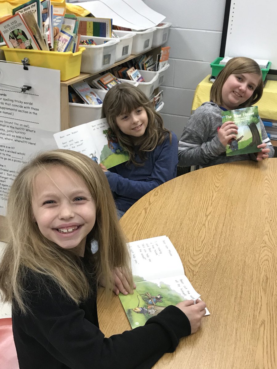 BALitLover's tweet image. Ask these 3 happy readers @BlueAshElem  about “The Tree House”.  The surprising ending made us “burst with happiness!” #surpriseending #leveledliteracyintervention #fountasandpinnel #readingmakesussmile #bursteithhappiness