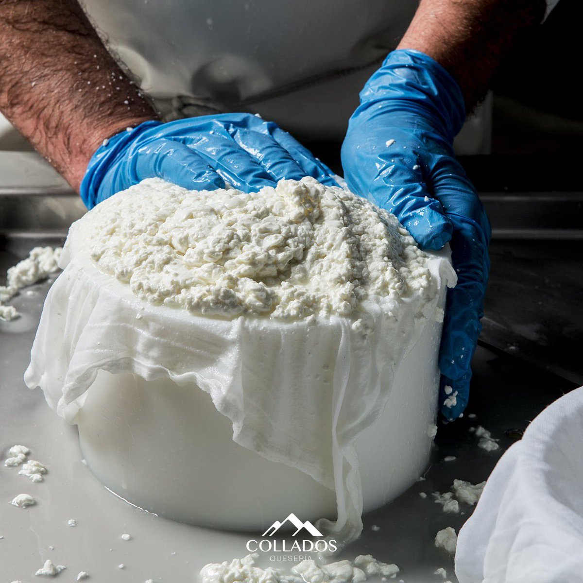 ATUCCAS's tweet photo. ¡ Collados Quesería también se une a la #IFeriaDeProductosLocales de #Castril! 

¿Quieres probar el auténtico sabor del #quesodecabra de antaño? ¡Pruébalos en su stand el 21 y 22 de marzo!

#CastrilTurismoNatural #MunicipioGastrosaludable #Granada https://t.co/kpIR2XaVPj