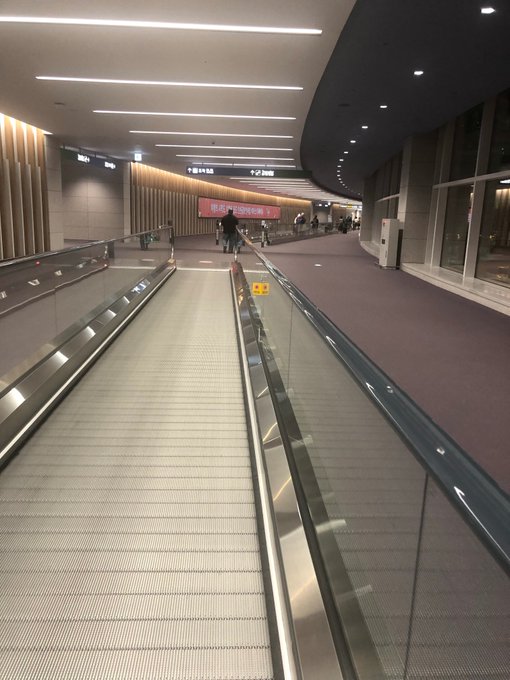 ESIZJcNVUAAkedi?format=jpg&name=small