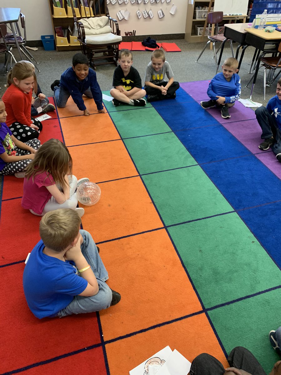 lshaw87's tweet photo. In Growth, we read a book about how to care for pets. So why not bring out the classroom pet to observe in real time? @CBosse_HES #EducatingHornets https://t.co/2J5SlstrSF