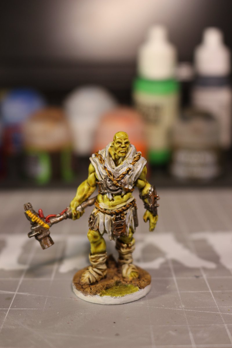 Shawass1's tweet image. also - finally finished these two :) three more to go

#falloutminiatures #fallouttheboardgame #brotherhoodofsteele #supermutant