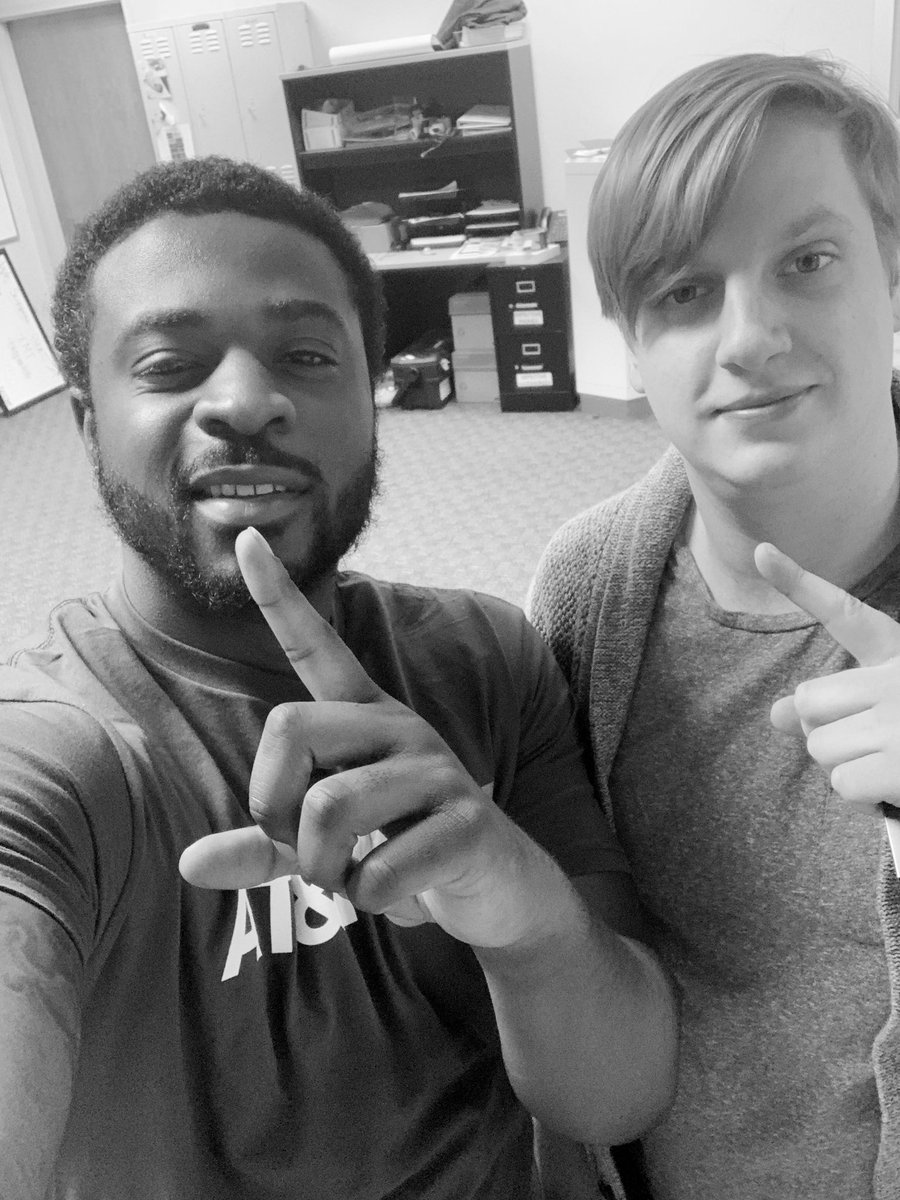 Townesrva's tweet photo. π£ @Kleeeeeees1 Att tv out over here in #MoneyMakingMidlo @cashmakingMidlo @404girl @JamieMayton @DaleB1 @Bh7316 #MondayMood #MotivationalMonday πΆπΆπΆπΆπΆπΆπΆπΆπΆπΆπΆπΆπΆ https://t.co/8pGrwrq0Zg