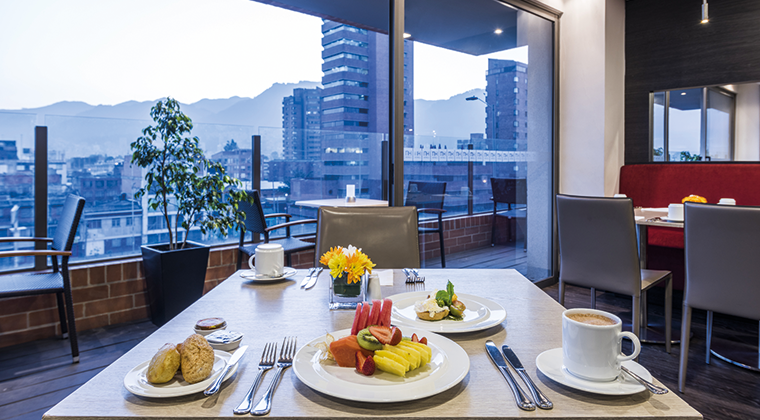 NHHotels's tweet photo. Planning a vacation in the heart of Colombia? Look no further! → https://t.co/xRHAlznvFY 🙌🏻 #HotelOfTheWeek #NHBogotáUrban26Royal #alwaysconvenient https://t.co/eytzcPi6YG