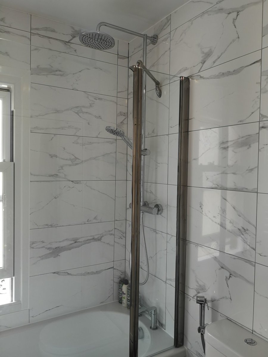 purebathroom's tweet photo. Work in 2019 #Bathroom #Plumbing #Tiling #Shower #Basin #Toilet @CityPlumbingUK https://t.co/1u4BoDDr8V