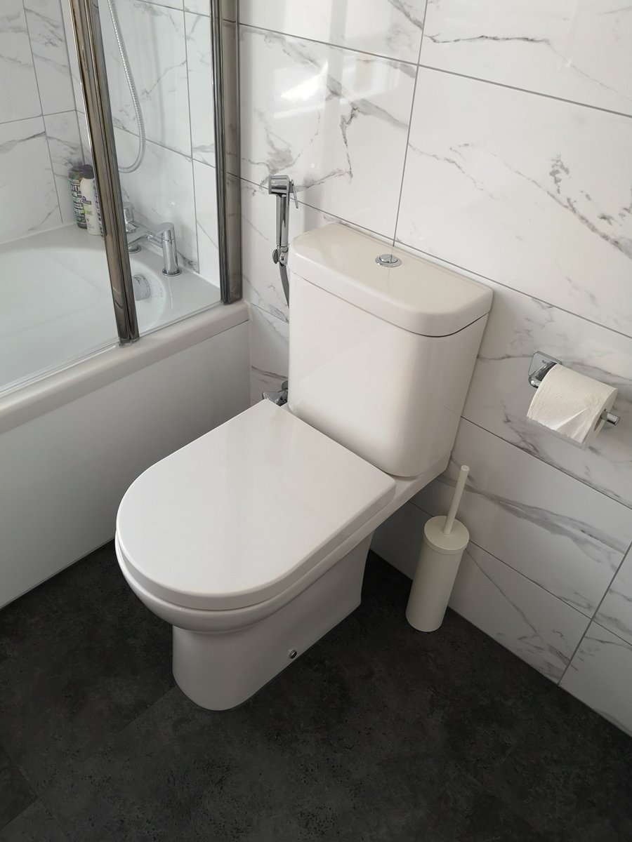 purebathroom's tweet photo. Work in 2019 #Bathroom #Plumbing #Tiling #Shower #Basin #Toilet @CityPlumbingUK https://t.co/1u4BoDDr8V
