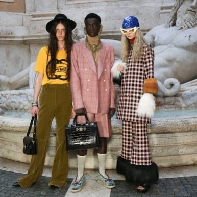 lalisimoneinc's tweet photo. Backstage at Gucci Cruise 2020
Photo credit: Delphine Achard/WWD

Love this 
#styleinspo #gucci https://t.co/dySzelLI4v https://t.co/yZ4R9GowNM